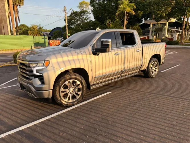 Chevrolet Silverado High Country 5.3 V8 AWD Aut. 2025