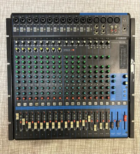 Mesa de Som Yamaha MG20 - 20 Canais | Profissional | Ótimo Estado