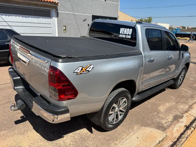 Toyota Hilux CD SRX 4X4 2.8 TDI 16V Diesel Aut. 2016