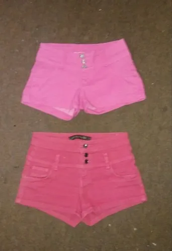 DOIS SHORTS SEMI NOVOS NR.38
