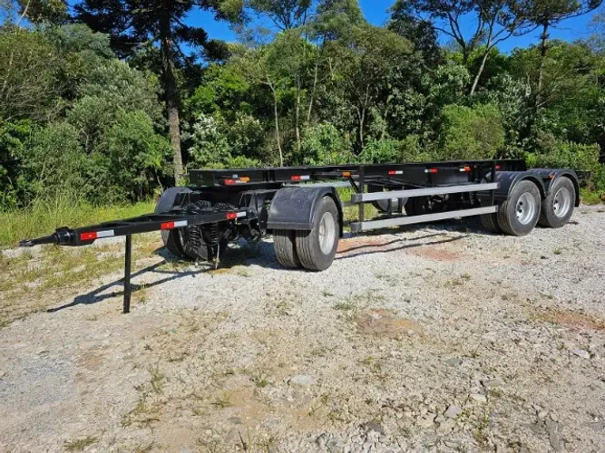 Julieta de reboque para picador  florestal 