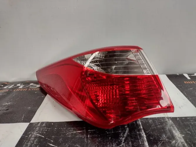 Lanterna traseira hb20 sedan 2012/2019 esquerdo