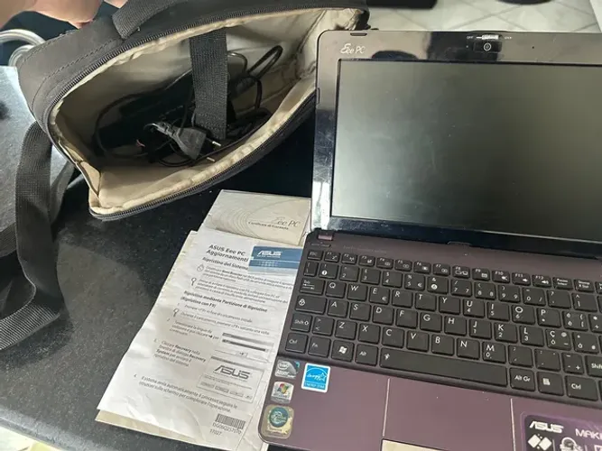 Vendo netbook Asus