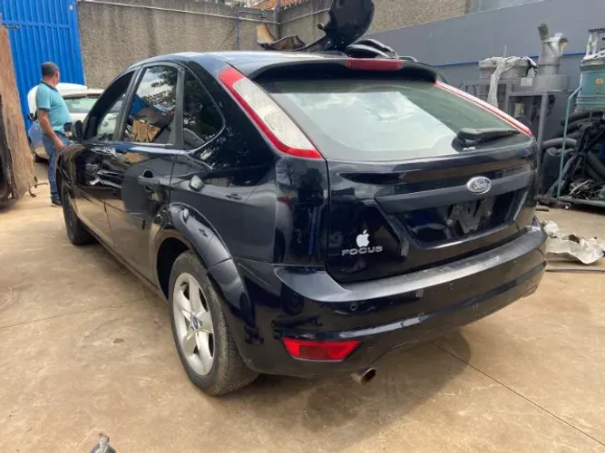 Ford Focus HC 1.6 2011-2012 