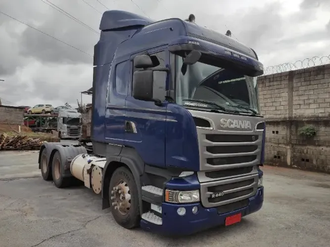 SCANIA STREAMLINE R 440 6X2, ANO 2017/2018 COMPLETO COM GELADEIRA