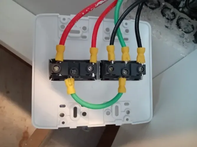 ELETRICISTA PROFISSIONAL