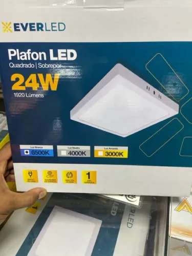 Painel Plafon LED Quadrado 24W 1920 Lúmens
