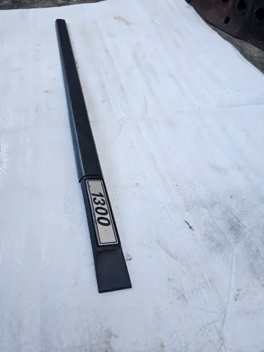 Fiat 147 panorama friso porta com emblema 1300 original