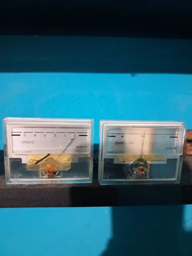 Medidores de Sinal e Sintonia da Sony - Vintage!