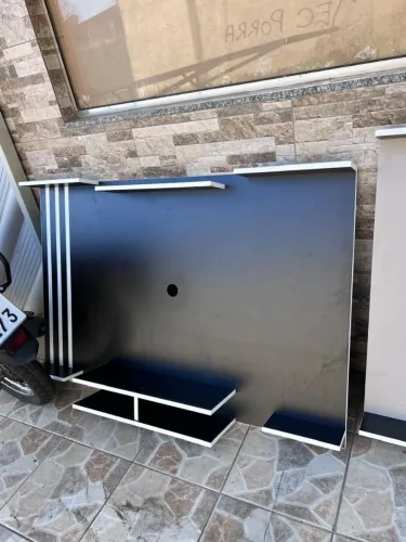 Painel para TV Preto com Prateleiras 020