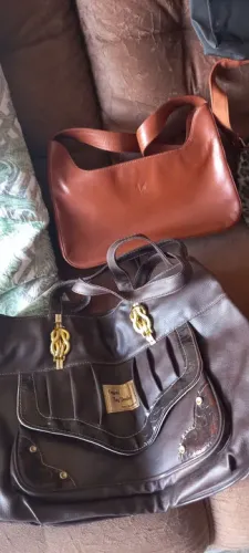 4 bolsas 100,00 retirar usadas e novas.