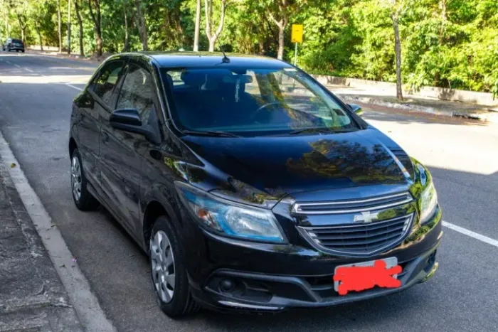 Chevrolet Onix Hatch LT 1.4 8V Flex Power Aut. 4P 2016