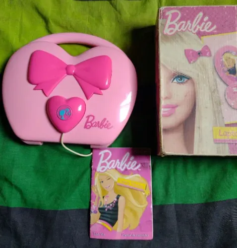 LAPTOP FABULOUS BARBIE 76 ATIVIDADES - INGLÊS/PORTUGUÊS. 