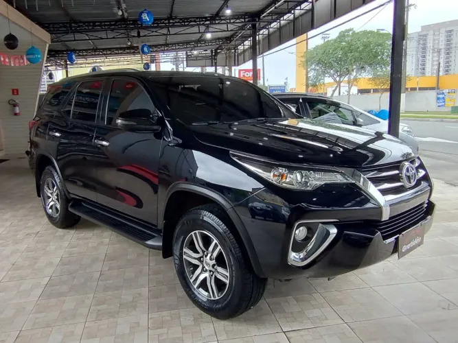 SW4 HILUX SRV 2018 7 LUGARES ZERADA A PRONTA ENTREGA!!!