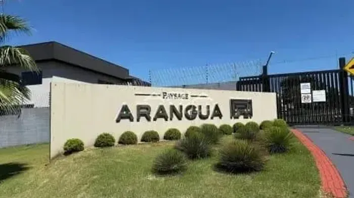 Terreno à VENDA - com 277 m - No Condomínio Aranguá. Zona Leste Londrina PR