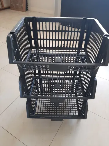 Cesto organizador empilhável preto
