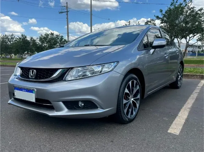 Honda Civic Sedan LXR 2.0 Flexone 16V Aut. 4P 2016