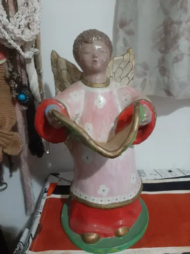 Bibelô de Anjo em papel Machê