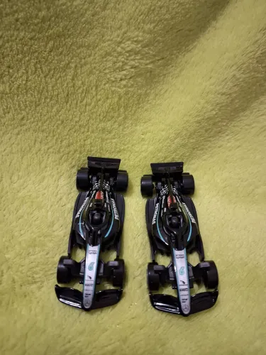 Hot Wheels Formula 1 Mercedes Benz AMG Petronas