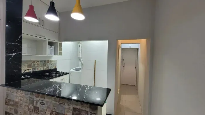 Imóvel para aluguel tem 30 metros quadrados com 1 quarto em Copacabana - Rio de Janeiro -