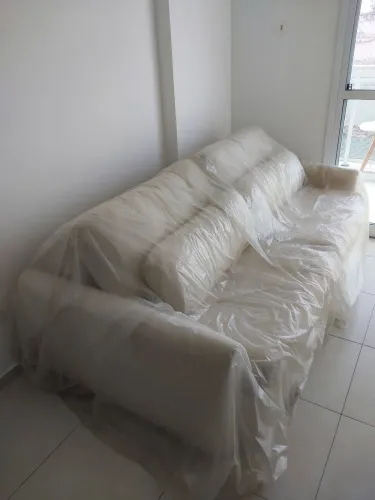 Sofá Novo em Linho