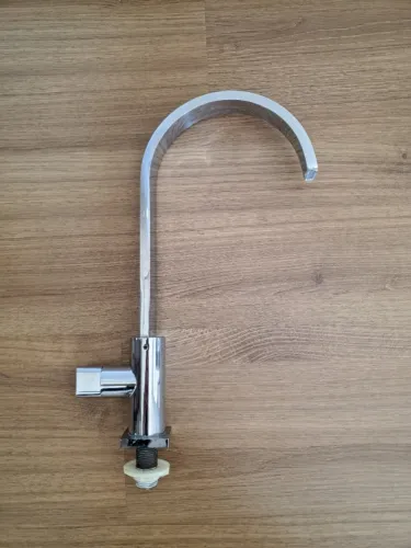 Torneira usada (importada)