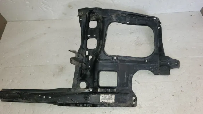 Oculos do farol esquerdo hilux 06/15