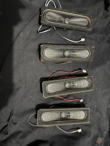 Auto falante os 4 12vv,