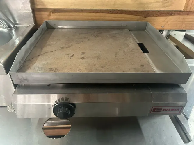Chapa para lanches Edança