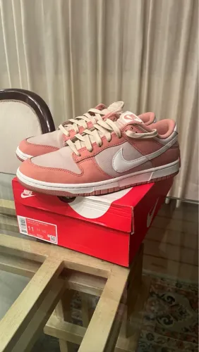 Nike Dunk Low Red Stardust tam. 43