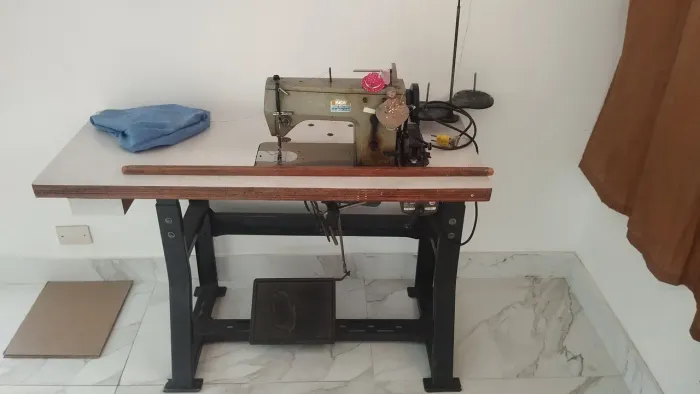 Maquina de costura industrial 