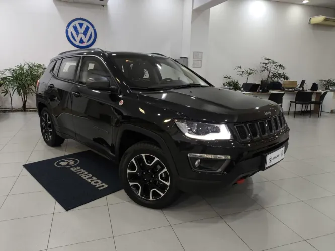 Compass Blindada TR<br>COMPASS 2.0 16V DIESEL TRAILHAWK 4X4 AUTOMÁTICO BLINDADA<br>R$ 199.999,00