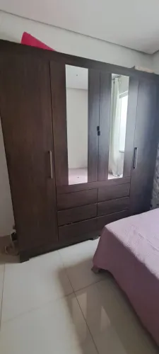 Guarda Roupas 04 portas 06 gavetas