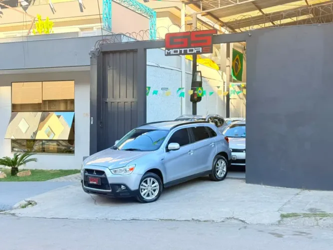 Mitsubishi ASX 2.0 16V 4X4 160cv Aut. 2011