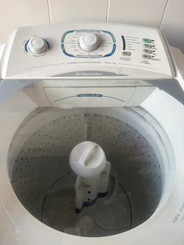 Vendo Lavadora Electrolux LTC15 15,2kg - para conserto/reforma