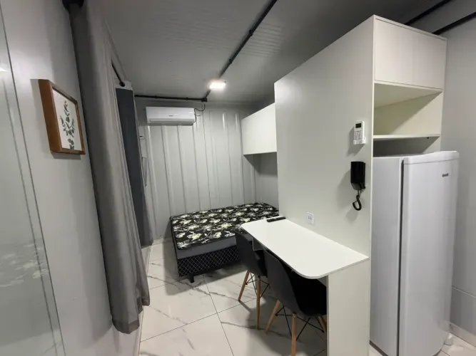 Studio Mobiliado para Locação Anual em Balneário Camboriú