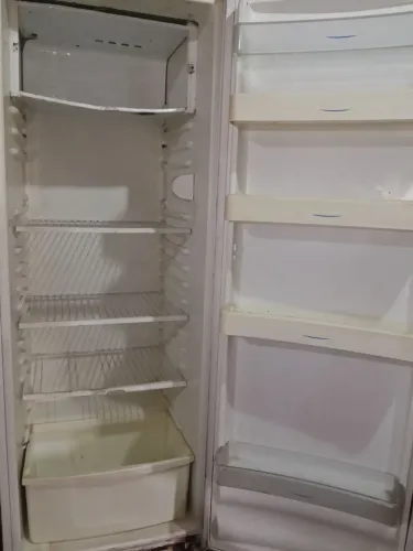 VENDE-SE GELADEIRA