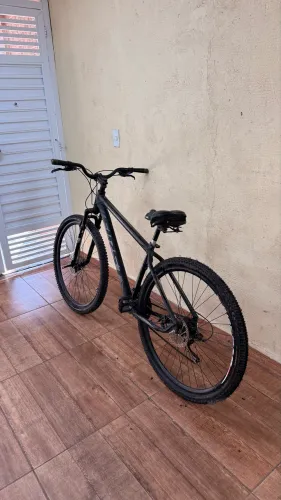 OFERTA! Bicicleta Aro 29 Preta | 5 Marchas | Freio a Disco