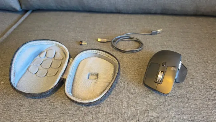 Mouse MX Master 3 + case - Usado, excelente estado