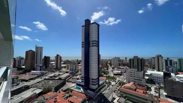 EM TAMBAÚ/ VISTA PARA O MAR
