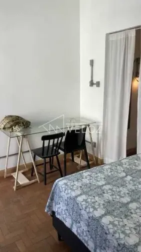Apartamento - / Residencial / Glória