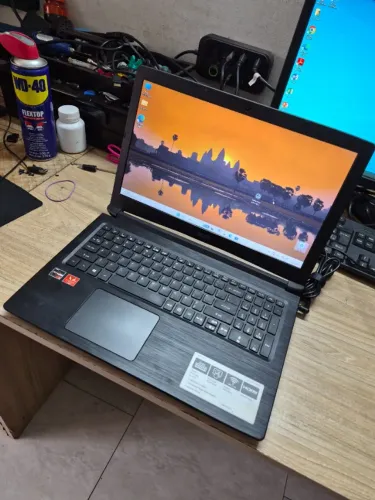 Notebook Gamer Ryzen 3 Vídeo Radeon Vegas 3 ?8 Gigas Memória DDR4 SSD 128 Gigas Somos Loja