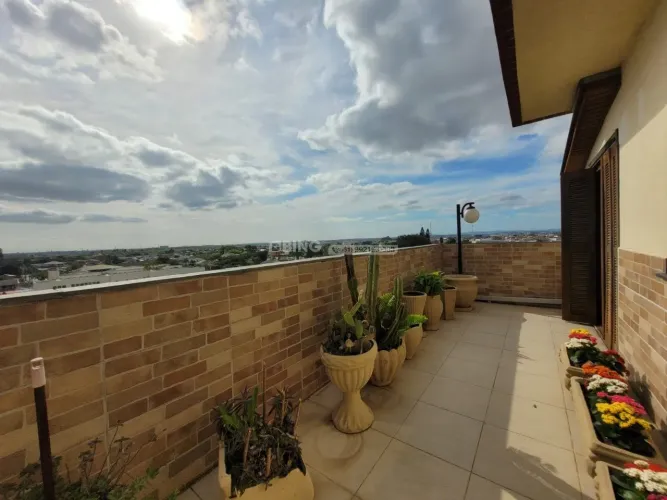 Cobertura para locação com 123m², 02 dormitórios, 01 vaga, no bairro Sarandi