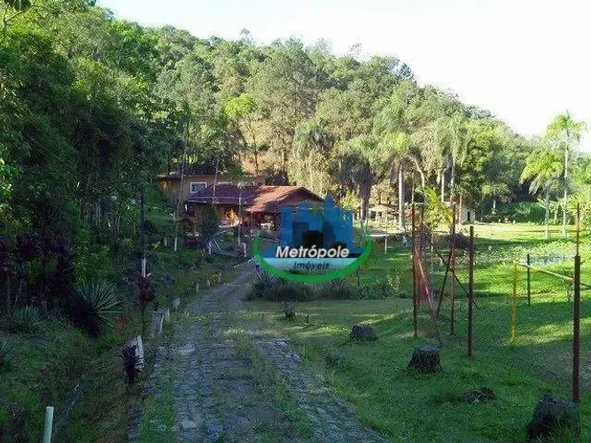 Sítio à venda, 56000 m² por R$ 6.300.000,00 - Jardim Cerejeiras - Arujá/SP