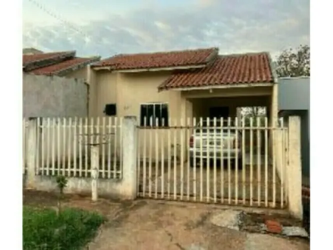 Casa em Leilão - Centro - Mariluz - PR