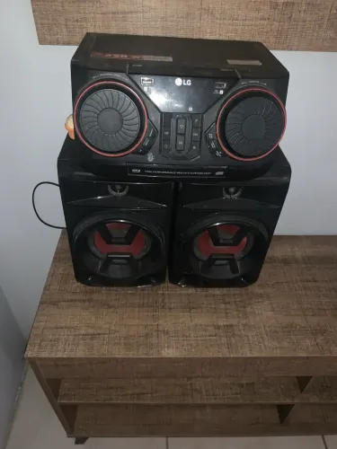Vendo rádio LG funcionando perfeitamente 