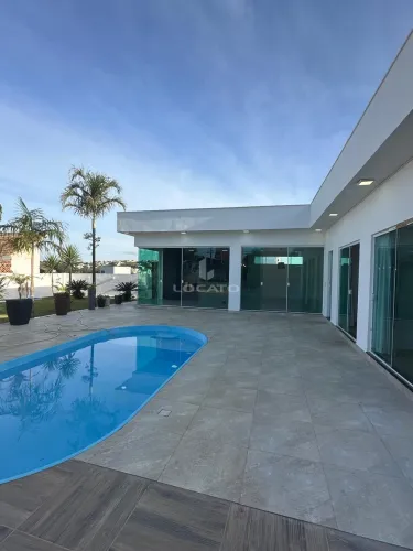 VENDA E LOCAÇÃO, Casa Linear em Condomínio Fechado no São Pedro  Conforto, Segurança e Laz