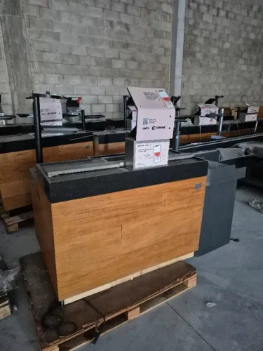 Check-out / caixa para supermercado ou comércio