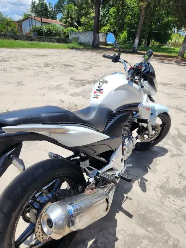 CB 300r