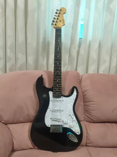Guitarra Squier strato 